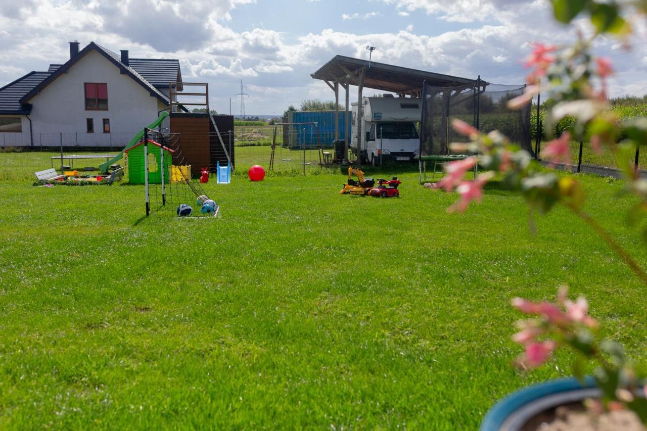 Pogodne Domki Swarzewo Buitenkant foto